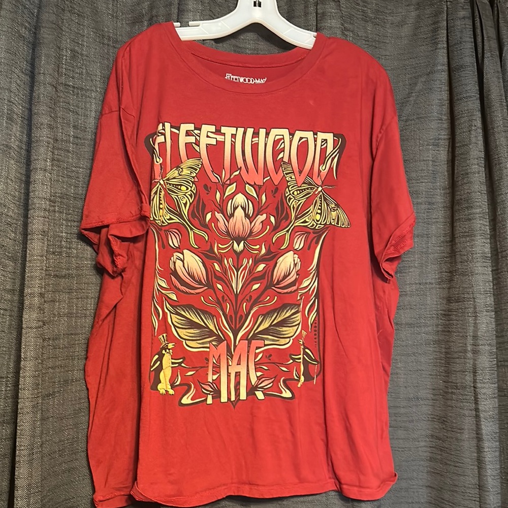 Graphic band T-shirt plus size 3 torrid Fleetwood Mac